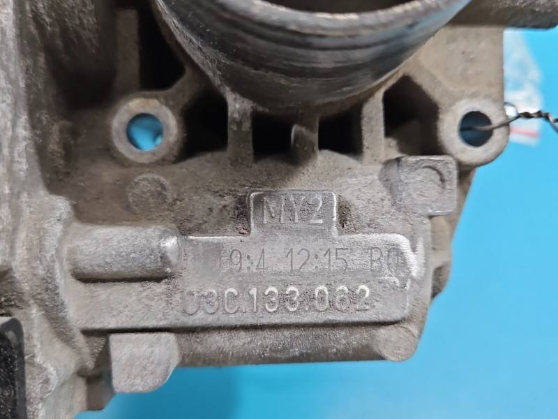 Дросельна заслінка Volkswagen Golf 5 03C133062 — фото деталі 5
