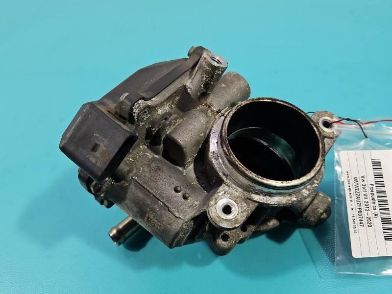 Дросельна заслінка Volkswagen Golf 7 04L128063P