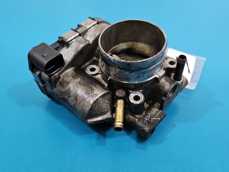 Дроссельная заслонка Seat Toledo 06A133062L