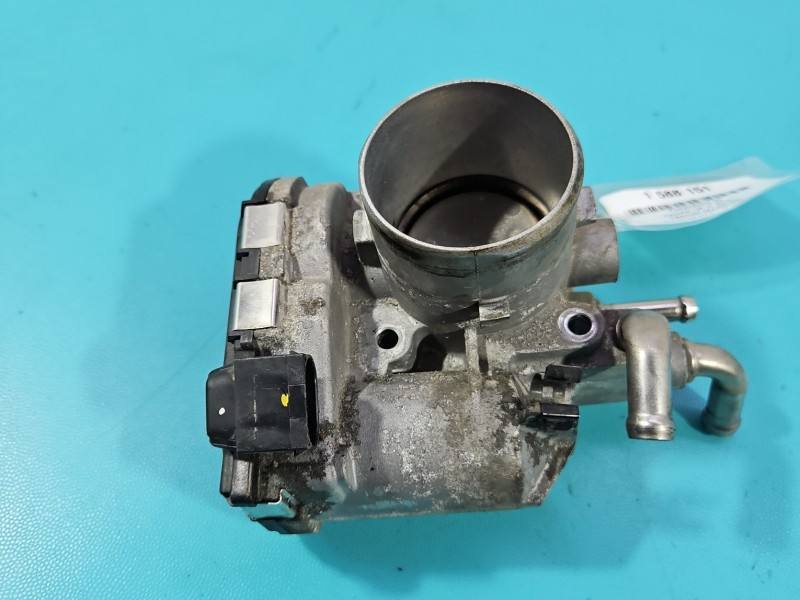 Дросельна заслінка Hyundai I30 35100-03700 — фото деталі 2