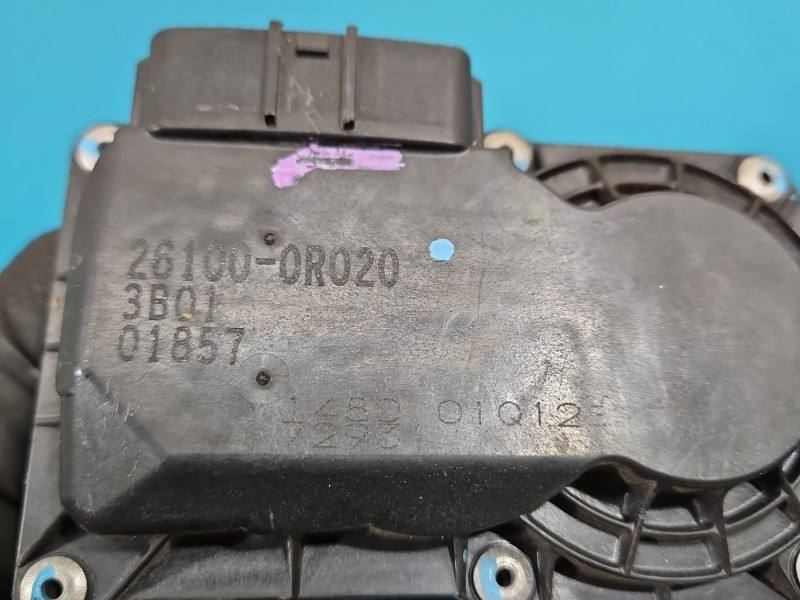 Дросельна заслінка Toyota Verso 26100-0R020 — фото деталі 8