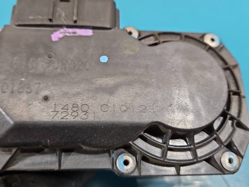 Дросельна заслінка Toyota Verso 26100-0R020 — фото деталі 9