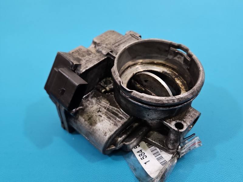 Дросельна заслінка Volkswagen Golf 5 03G128063