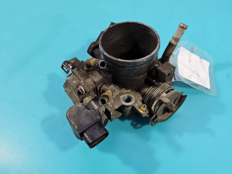 Дросельна заслінка Honda Accord 136800-2041