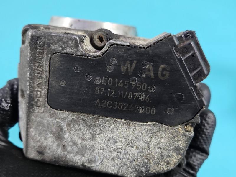 Дроссельная заслонка Audi Q5 4E0145950J — фото детали 8