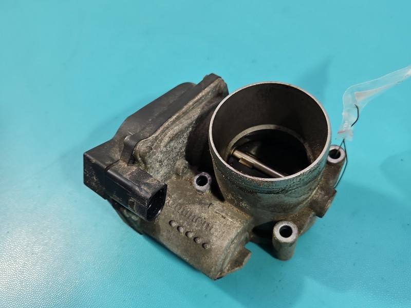 Дросельна заслінка Volkswagen Golf plus 03C133062C