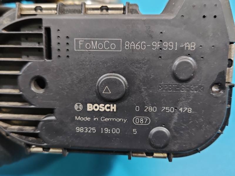 Дросельна заслінка Ford Fiesta 8A6G-9F991-AB — фото деталі 8