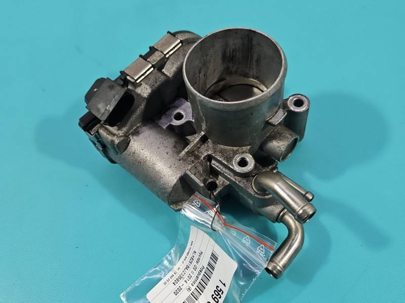 Дросельна заслінка Hyundai I20 35100-04700