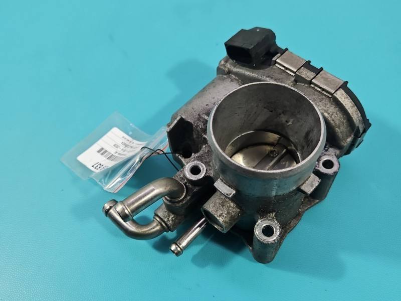 Дросельна заслінка Hyundai I20 35100-04700 — фото деталі 2