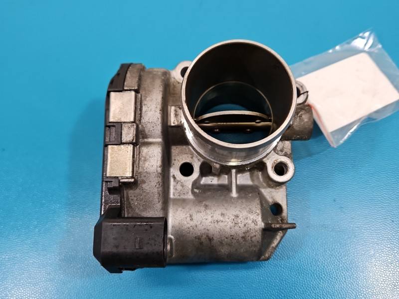 Дросельна заслінка Nissan Qashqai 8200330810 — фото деталі 2