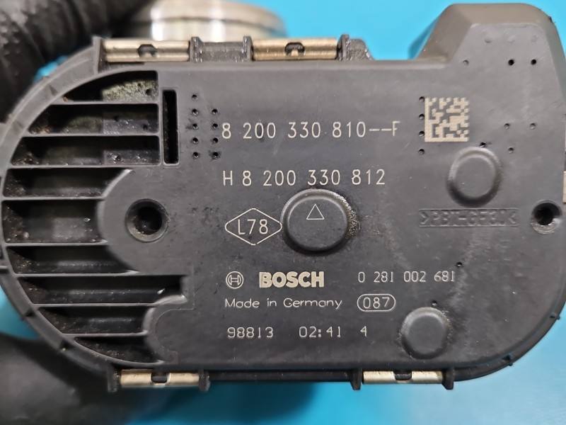 Дросельна заслінка Nissan Qashqai 8200330810 — фото деталі 8