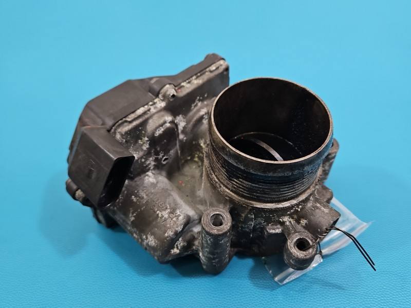 Дроссельная заслонка Audi A4 B8 03L128063E