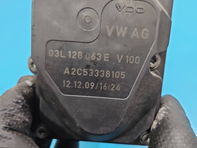 Дроссельная заслонка Audi A4 B8 03L128063E — фото детали 8