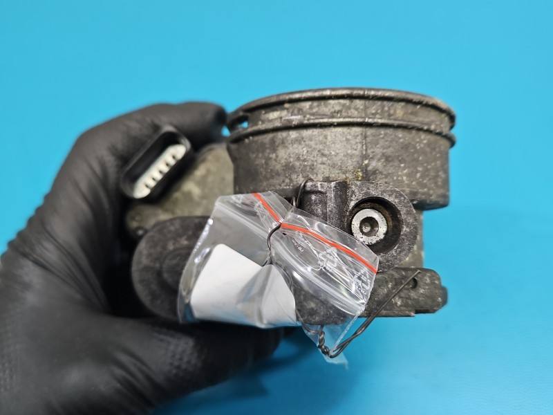 Дросельна заслінка Seat Leon 03G128063A — фото деталі 4
