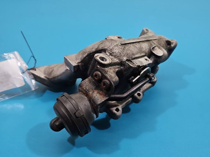 Дросельна заслінка Audi Q7 057131063D