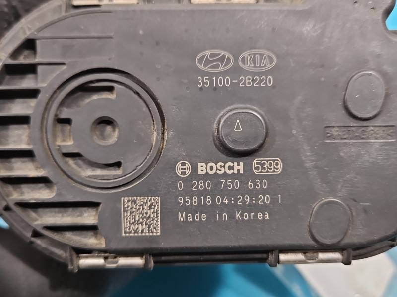 Дросельна заслінка Hyundai Elantra 0280750630 — фото деталі 8