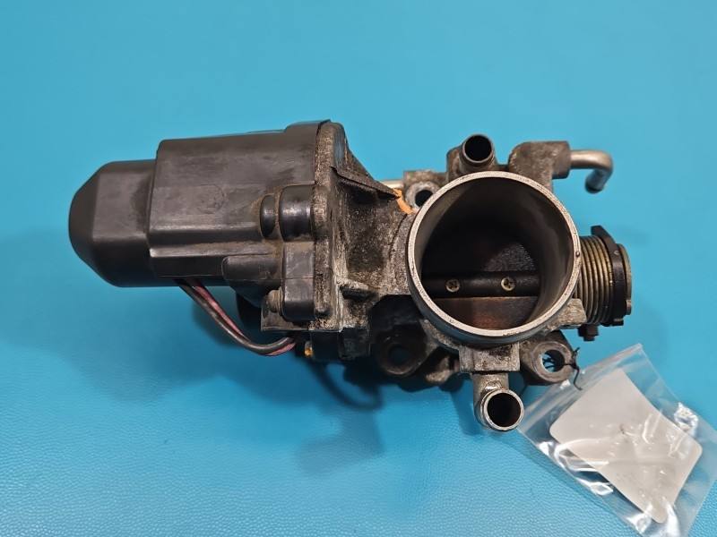 Дросельна заслінка Toyota Prius 89452-30150 — фото деталі 2