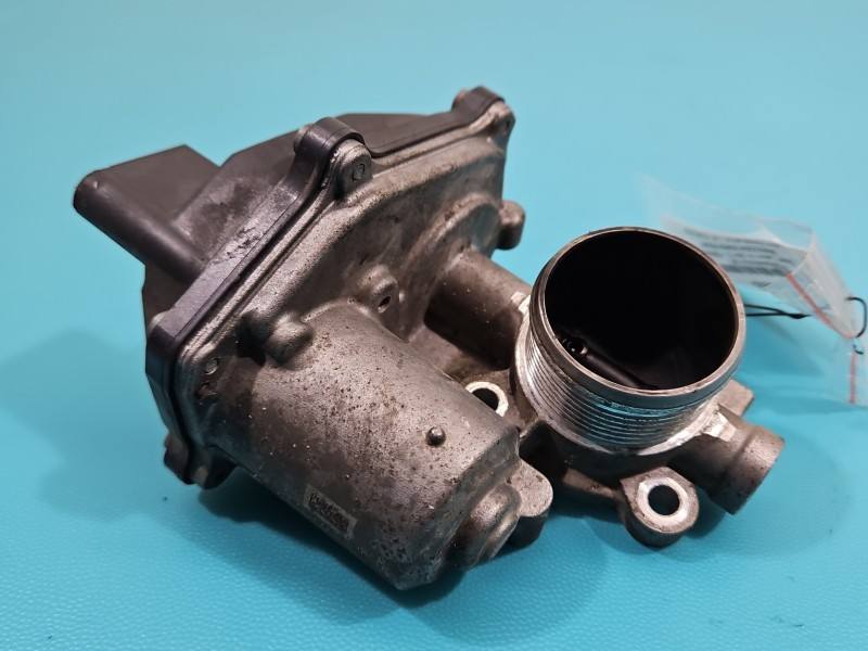 Дроссельная заслонка Seat Leon 04L131501C