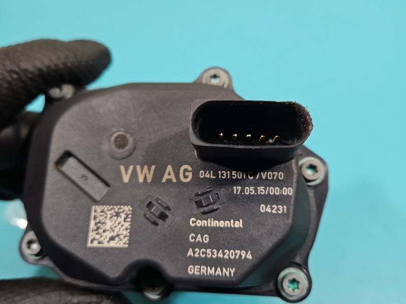 Дроссельная заслонка Seat Leon 04L131501C — фото детали 9