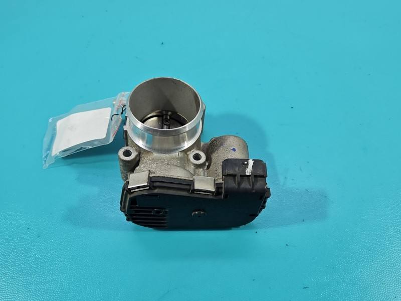 Дроссельная заслонка Hyundai I20 35100-08050 — фото детали 2
