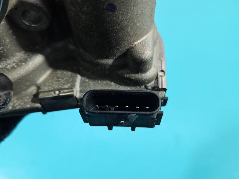 Дроссельная заслонка Hyundai I20 35100-08050 — фото детали 4