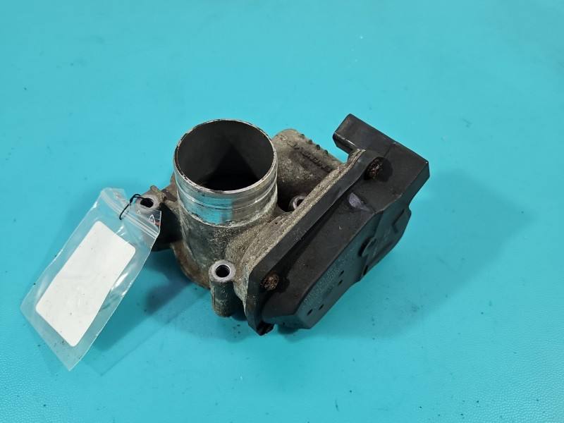 Дроссельная заслонка Volkswagen Polo 03D133062E