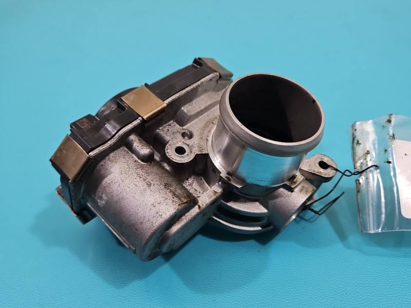 Дросельна заслінка Opel Astra K 55505268