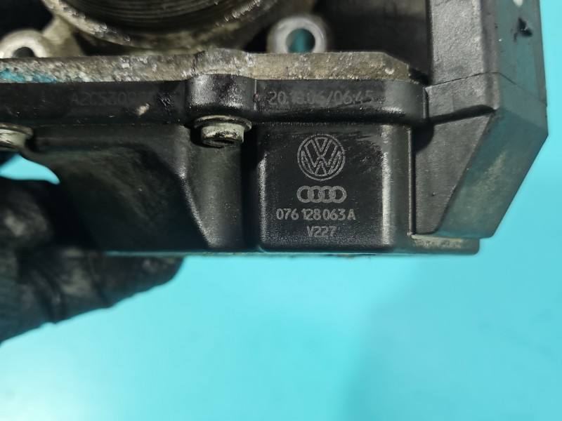 Дросельна заслінка Volkswagen Crafter 076128063A — фото деталі 8