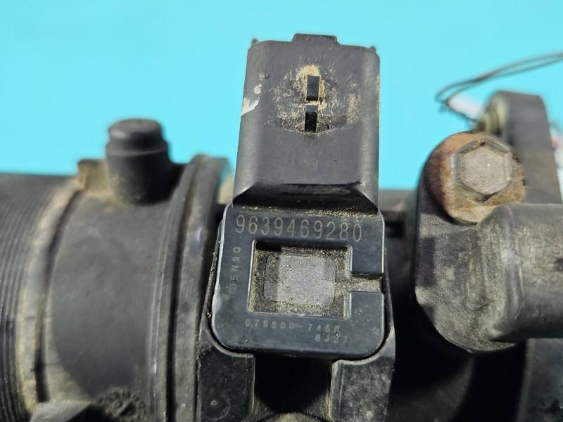 Дросельна заслінка Citroen C8 9660110780 — фото деталі 7