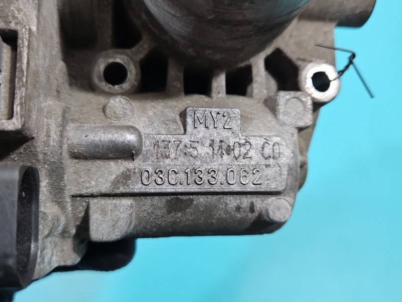 Дросельна заслінка Volkswagen Golf 5 03C133062 — фото деталі 3
