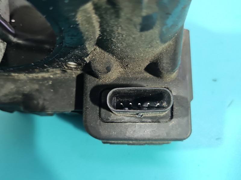 Дросельна заслінка Mercedes Vito 0280750573 — фото деталі 8