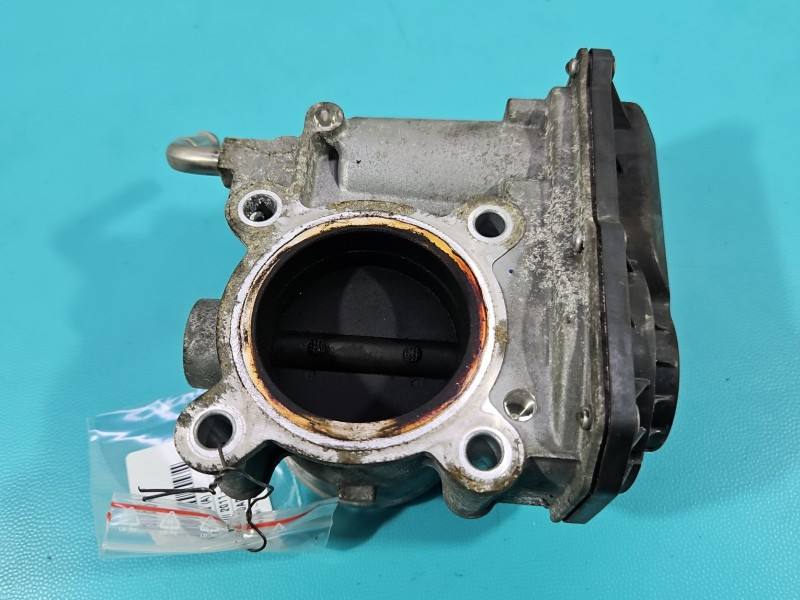 Дросельна заслінка Toyota Yaris 3 22030-47010 — фото деталі 4