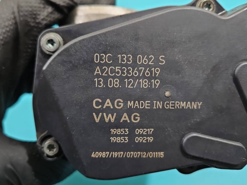 Дросельна заслінка Volkswagen Jetta 03C133062S — фото деталі 8
