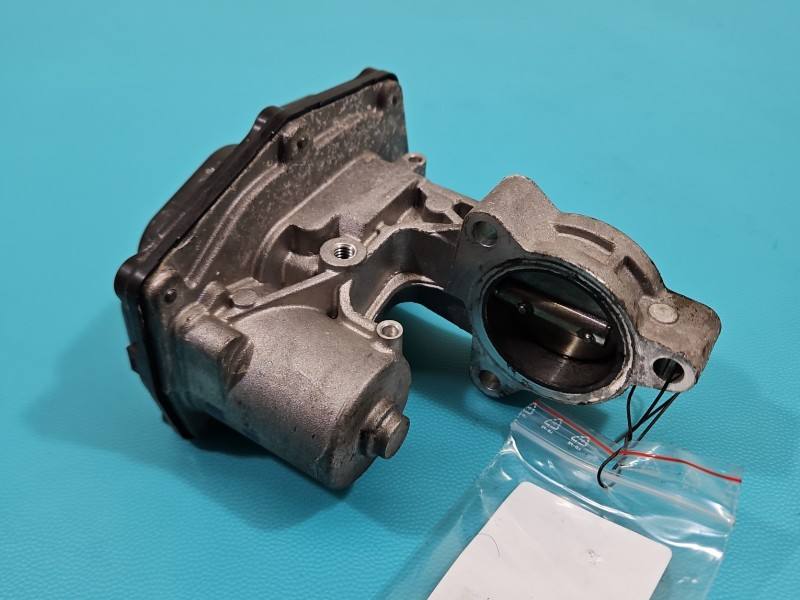 Дросельна заслінка BMW X3 G01 52384500
