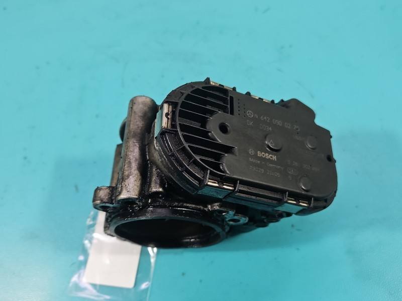 Дросельна заслінка Mercedes ML W164 A6420900270 — фото деталі 7