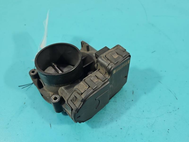 Дросельна заслінка Jeep Grand Cherokee 04861661AA