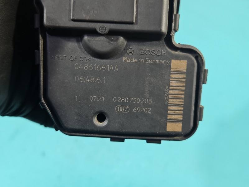 Дросельна заслінка Jeep Grand Cherokee 04861661AA — фото деталі 7