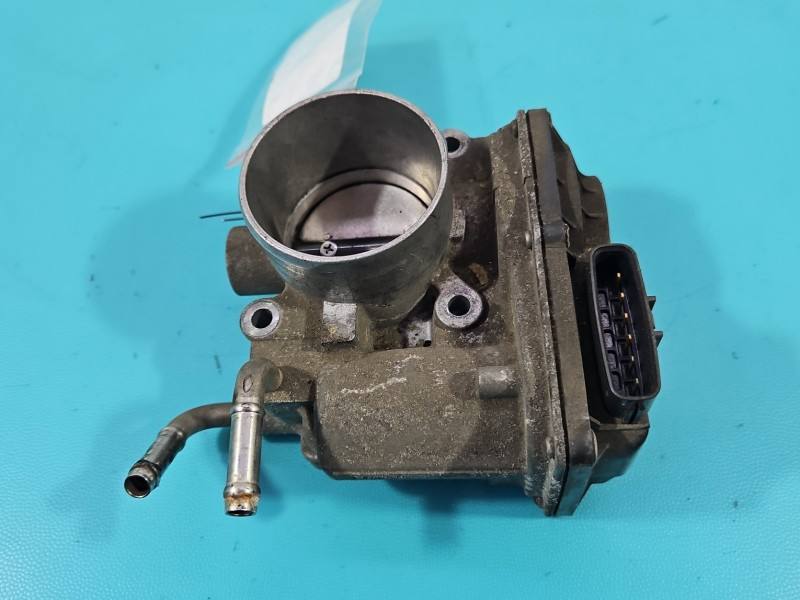 Дросельна заслінка Toyota Yaris 3 22030-47010 — фото деталі 2