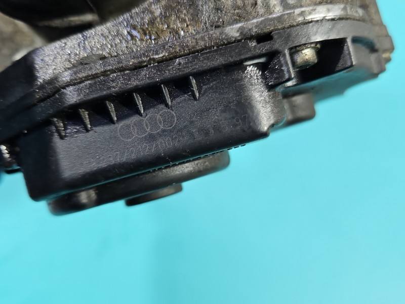Дросельна заслінка Audi A6 C5 408237212002 — фото деталі 9