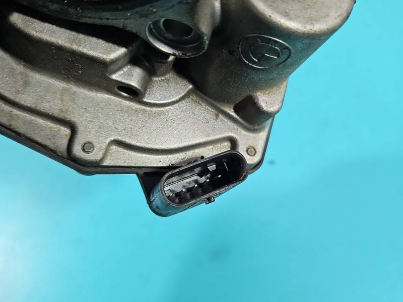 Дросельна заслінка Toyota Avensis T27 1354346567201 — фото деталі 5