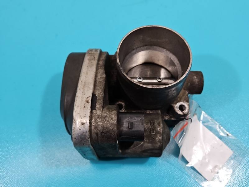 Дросельна заслінка Volkswagen Touran 036133062Q — фото деталі 2