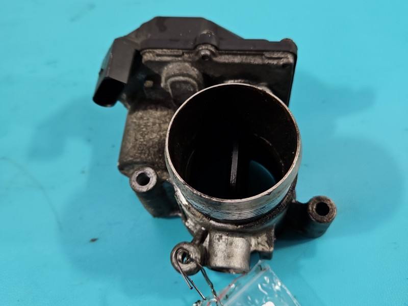Дросельна заслінка Volkswagen Golf plus 03L128063E — фото деталі 3