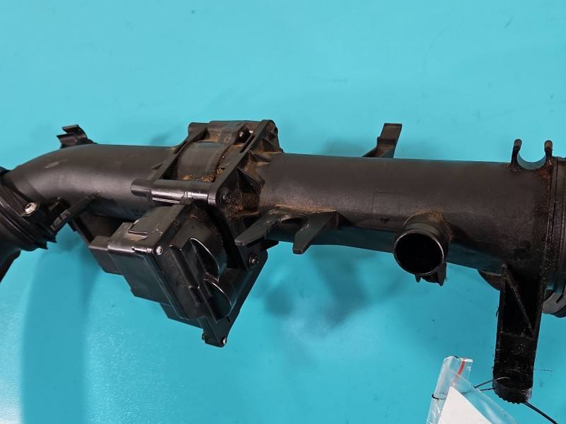 Дросельна заслінка Volkswagen Touran 03C128063B — фото деталі 3
