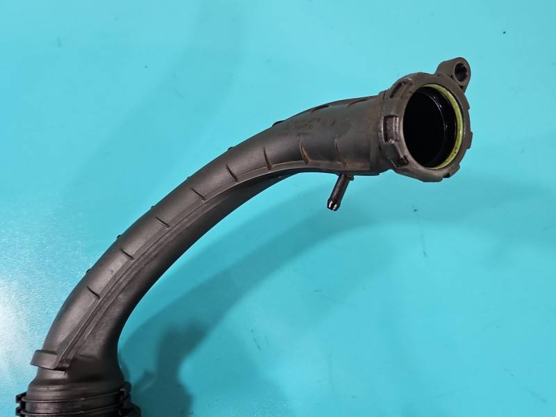 Дросельна заслінка Volkswagen Touran 03C128063B — фото деталі 10