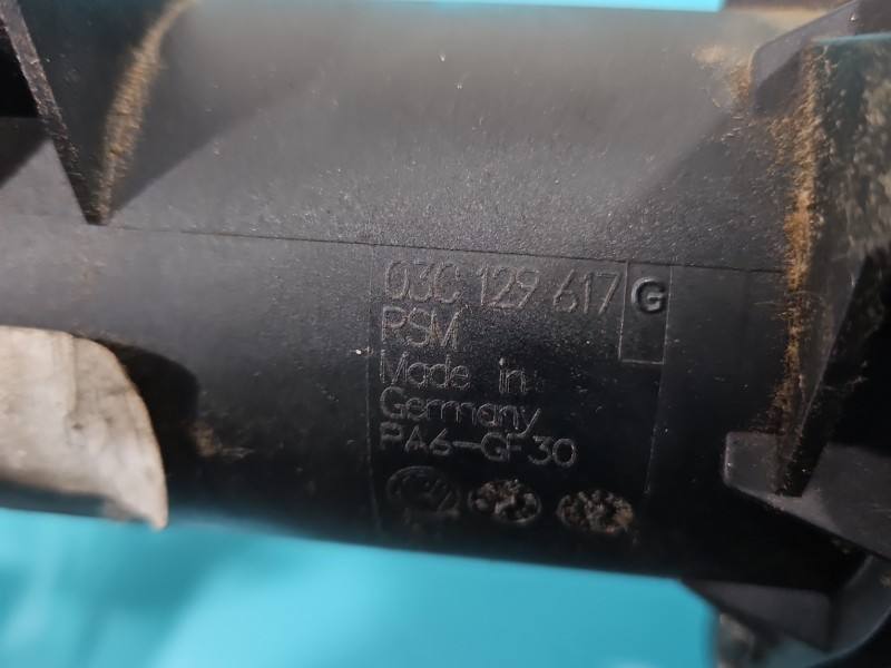 Дросельна заслінка Volkswagen Touran 03C128063B — фото деталі 15