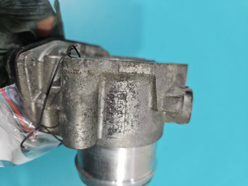 Дроссельная заслонка Ford Fiesta 50989011 — фото детали 8