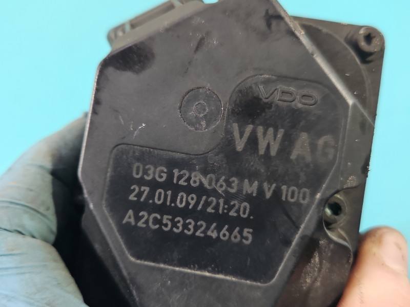 Дросельна заслінка Audi A3 8P 03G128063M — фото деталі 6