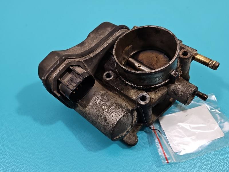 Дросельна заслінка Opel Meriva A 28103B0076