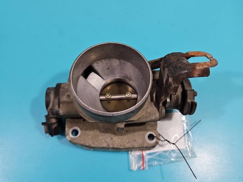 Дроссельная заслонка Ford KA 3S5U9E926BA — фото детали 2