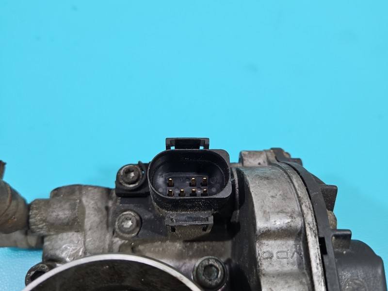 Дросельна заслінка Audi A3 8L 06A 133 064 J — фото деталі 3